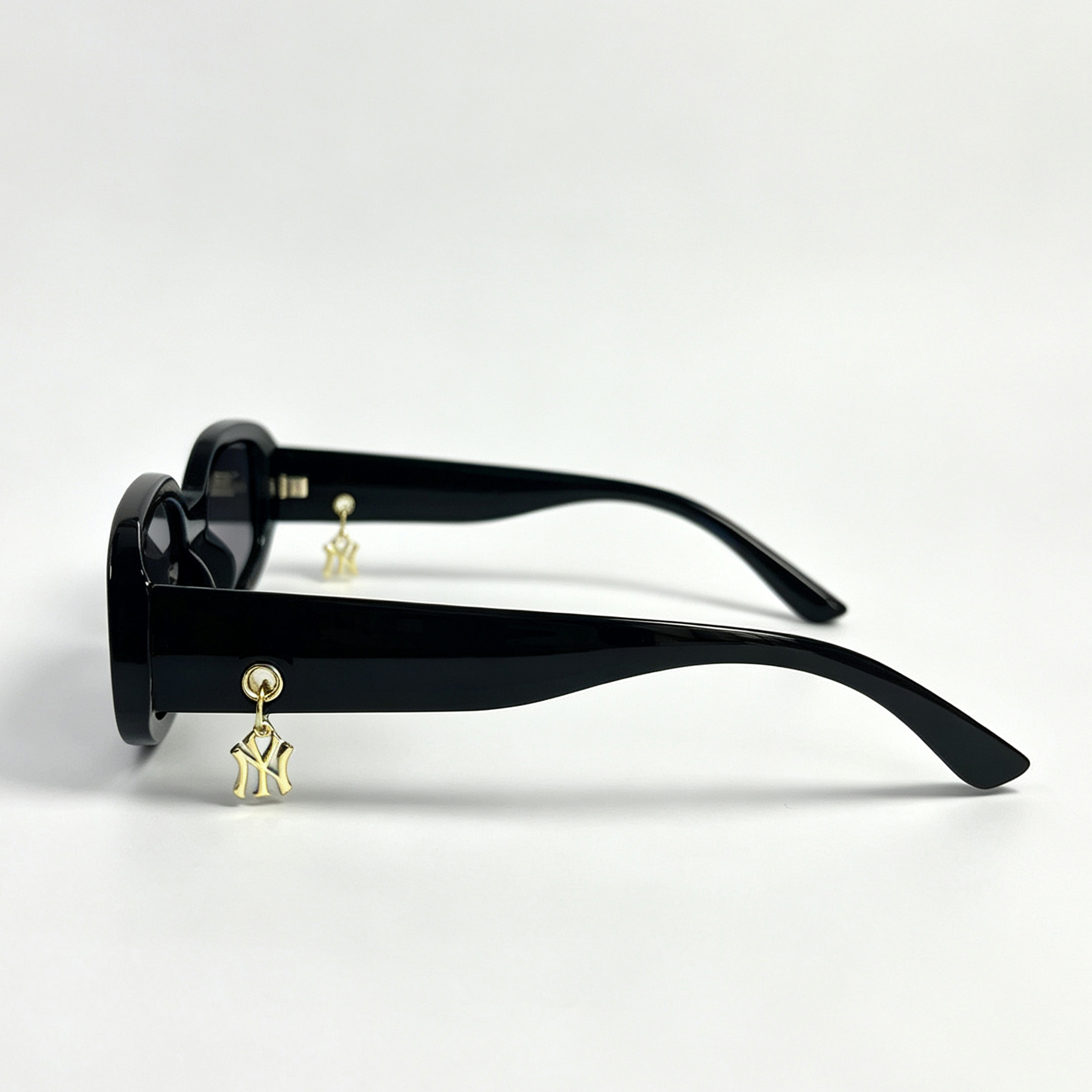 LUV AJ New York Yankees Logo Charm Sunglasses