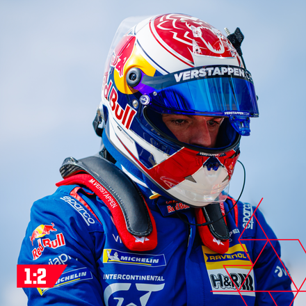 Max Verstappen 2026 GT3 Helmet - 1:2 Model