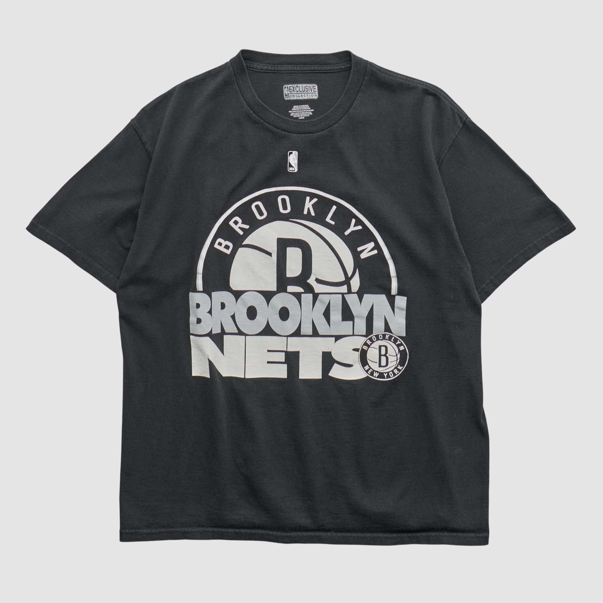 Brooklyn Nets NBA 2010s T-shirt – Black – M by Fanatics Real Vintage Brooklyn Nets NBA 2010s T-shirt – Black – M by Fanatics Real Vintage