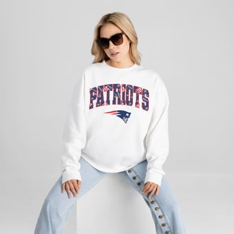 Women's Gameday Couture White New England Patriots Sweet Play Oversized Premium Drop Shoulder Sweatshirt