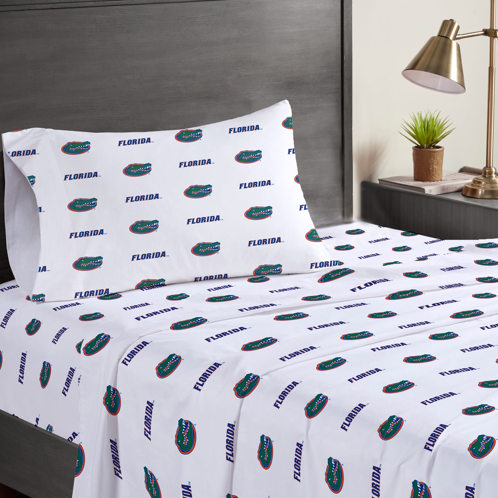 Pegasus Florida Gators Three-Piece Twin Sheet Set