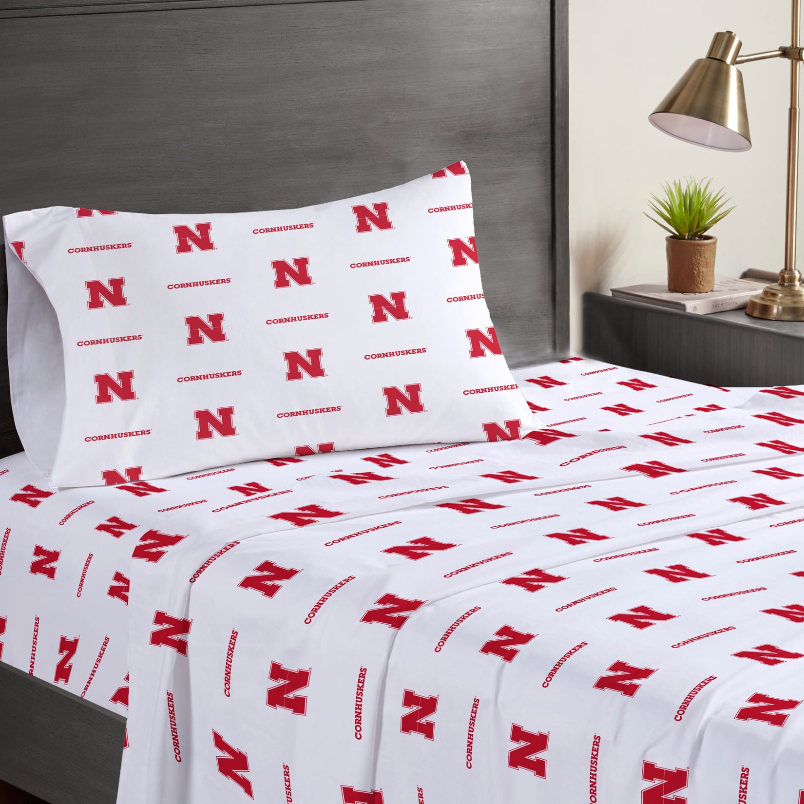 Pegasus Nebraska Huskers Three-Piece Twin Sheet Set