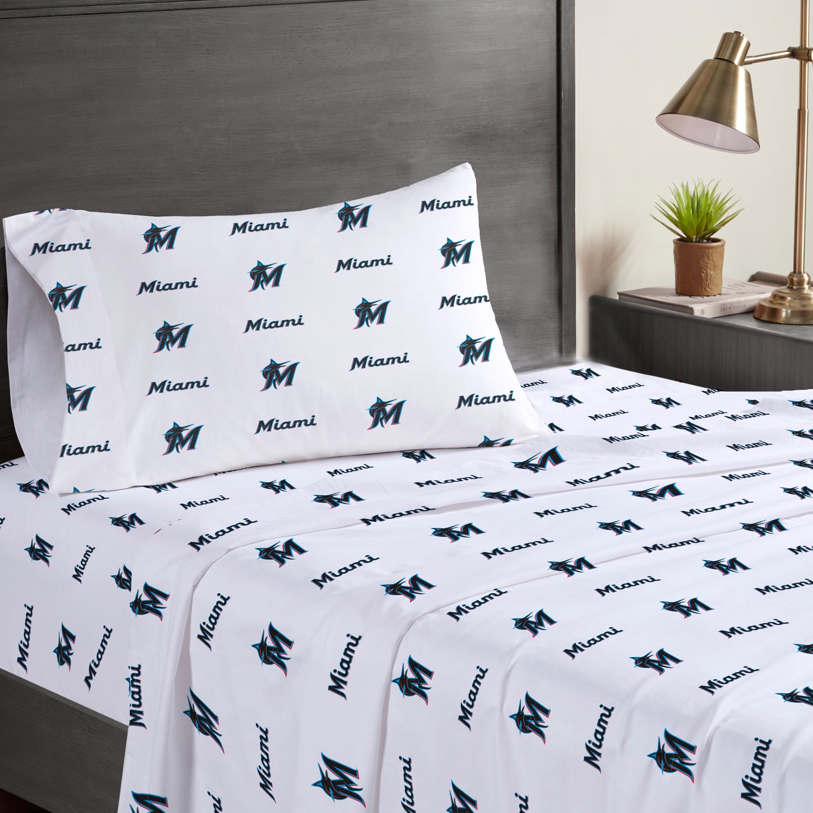 Pegasus Miami Marlins Three-Piece Twin Sheet Set