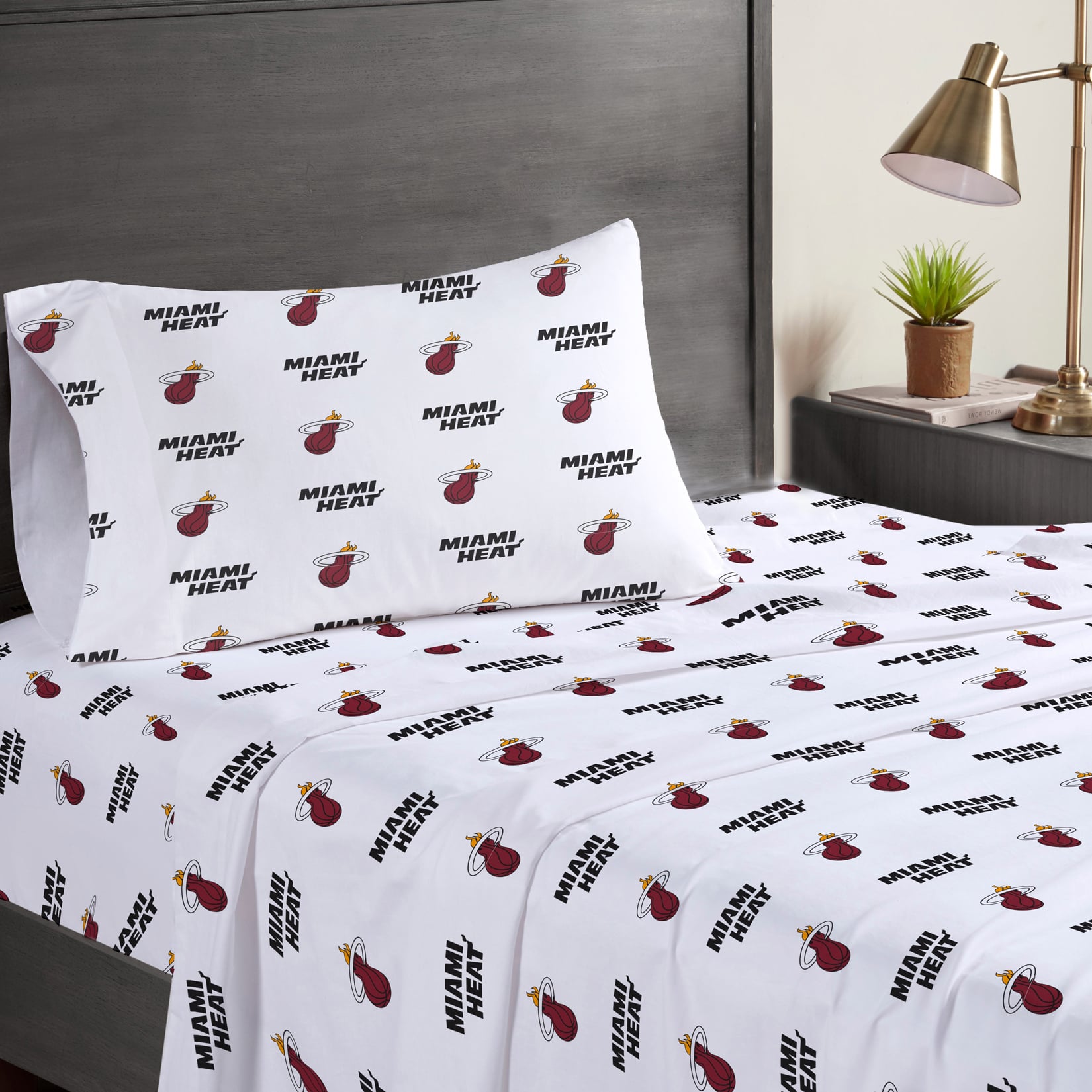 Pegasus Miami Heat Three-Piece Twin Sheet Set