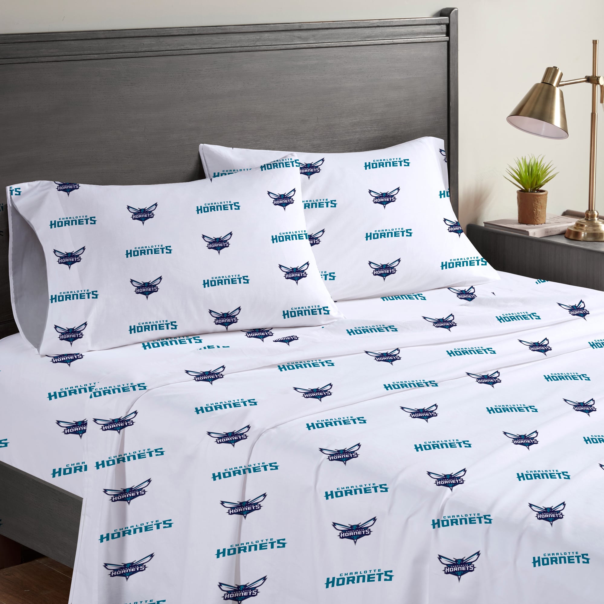 Pegasus Charlotte Hornets Four-Piece Queen Sheet Set