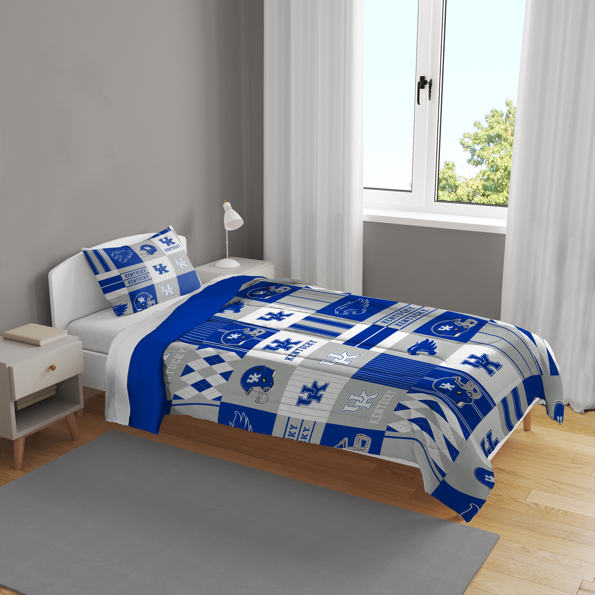 Pegasus Kentucky Wildcats Patchwork Plaid Two-Piece Twin/Twin XL Bed in a Bag Set