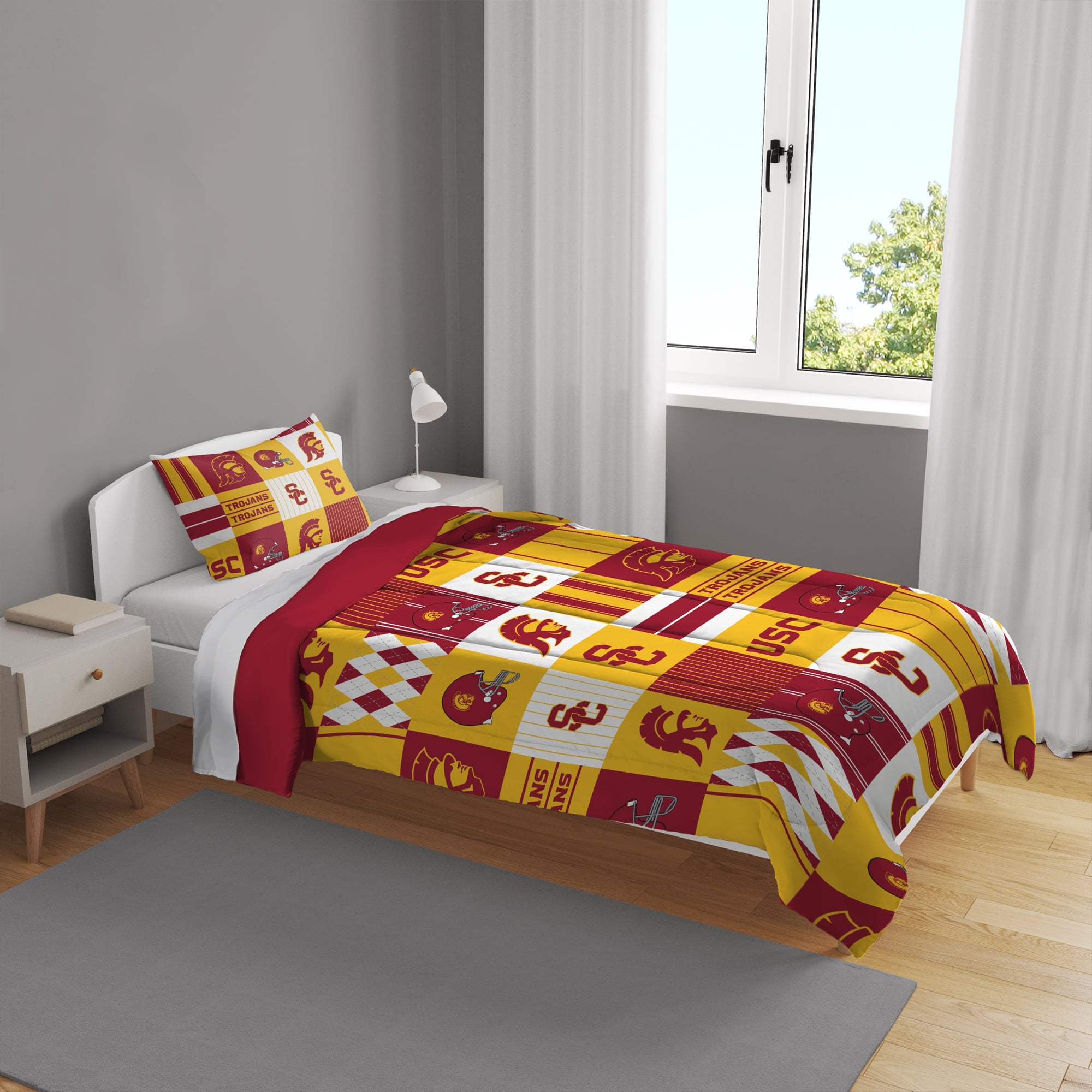 Pegasus USC Trojans Patchwork Plaid Two-Piece Twin/Twin XL Bed in a Bag Set