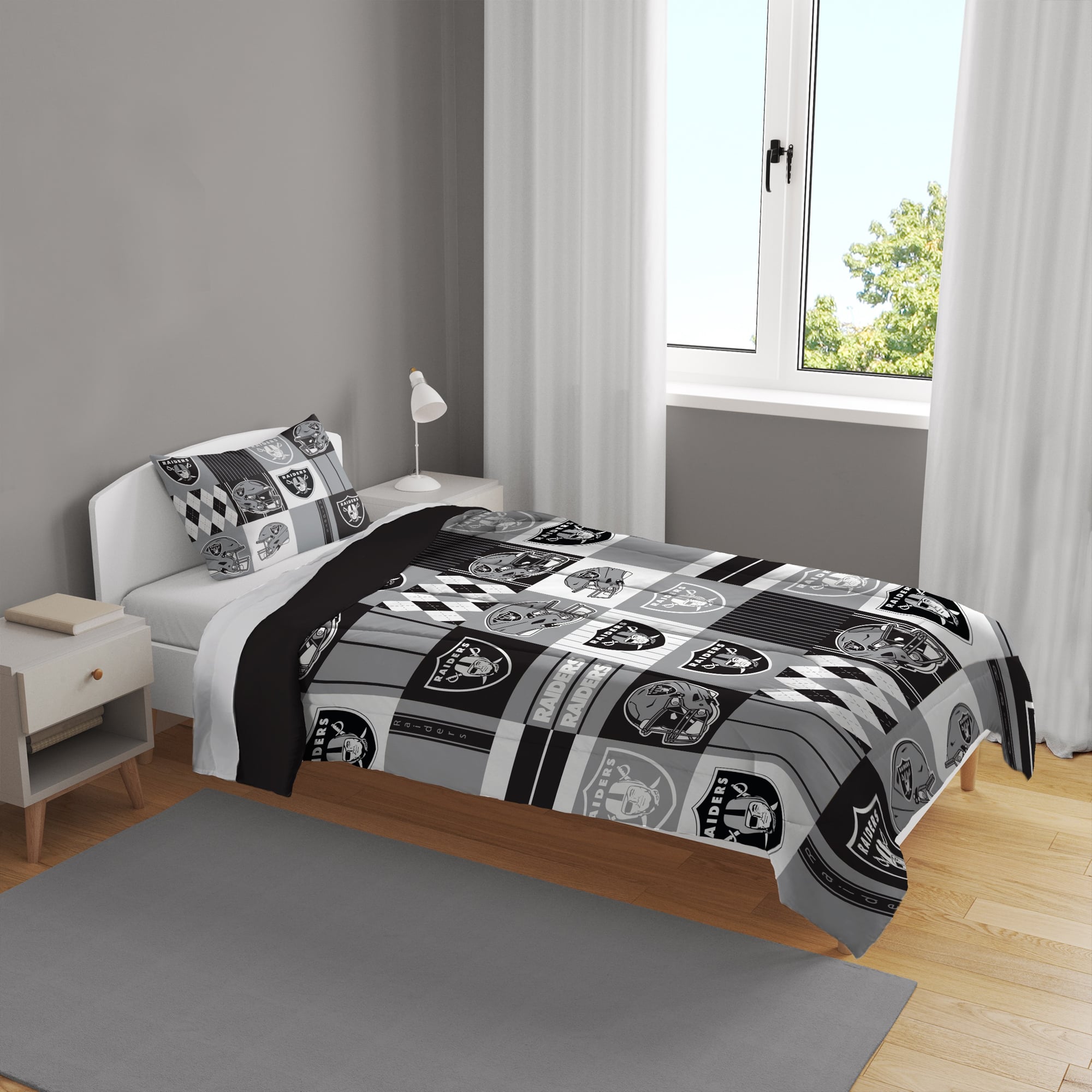 Pegasus Las Vegas Raiders Patchwork Plaid Two-Piece Twin/Twin XL Bed in a Bag Set