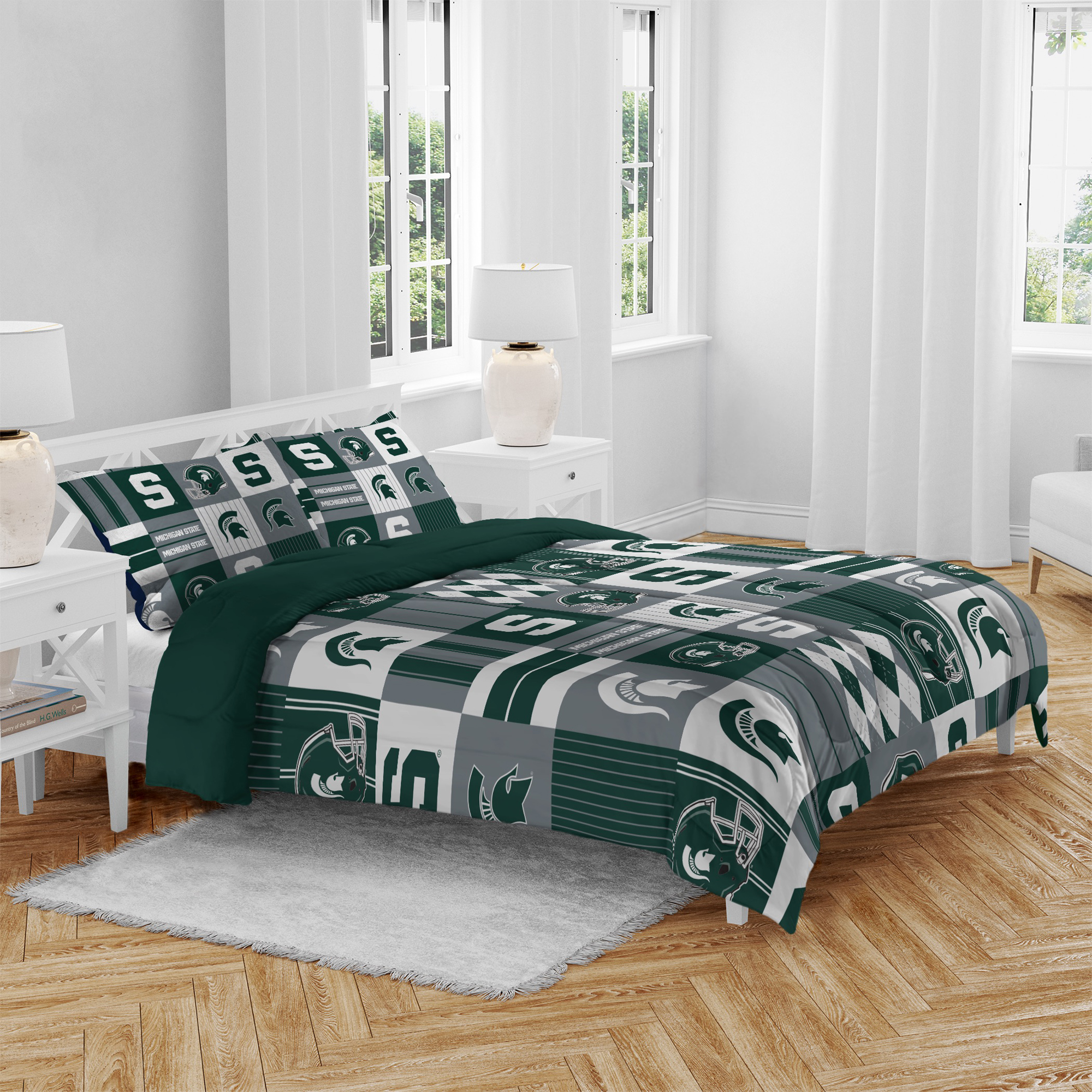 Pegasus Michigan State Spartans Patchwork Plaid Three-Piece Full/Queen Bed in a Bag Set