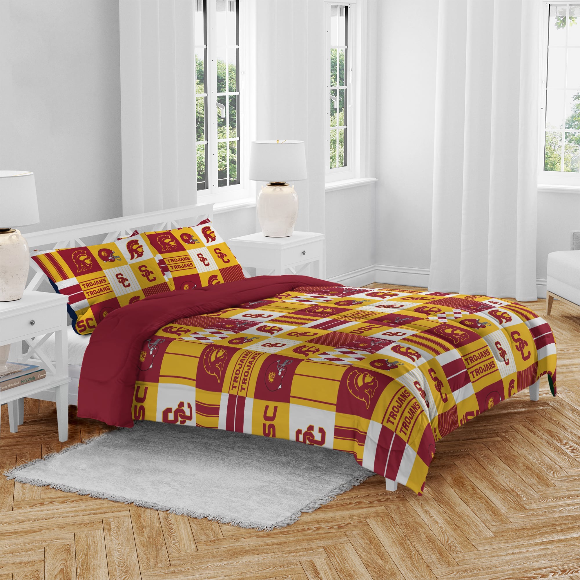 Pegasus USC Trojans Patchwork Plaid Three-Piece Full/Queen Bed in a Bag Set