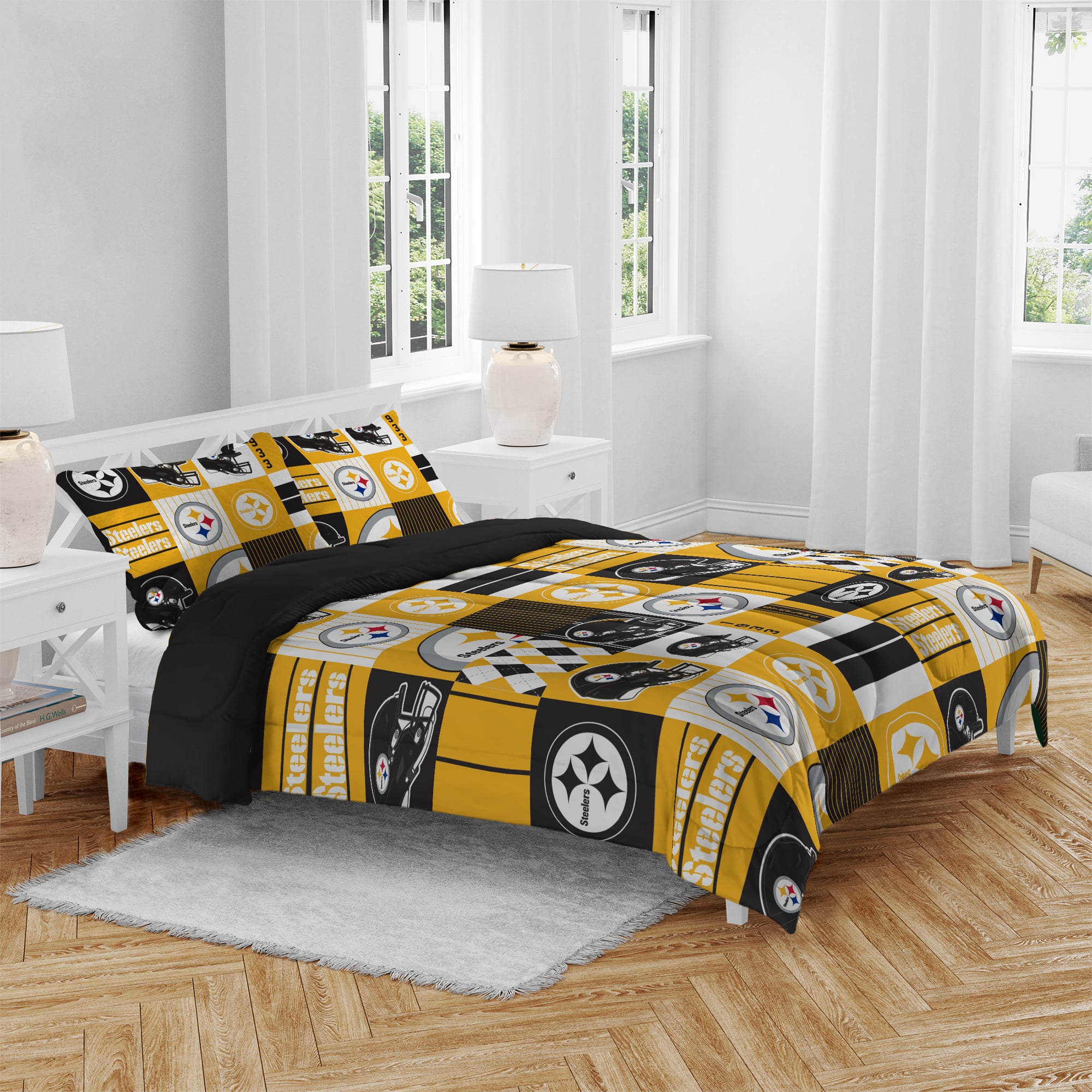 Pegasus Pittsburgh Steelers Patchwork Plaid Three-Piece Full/Queen Bed in a Bag Set