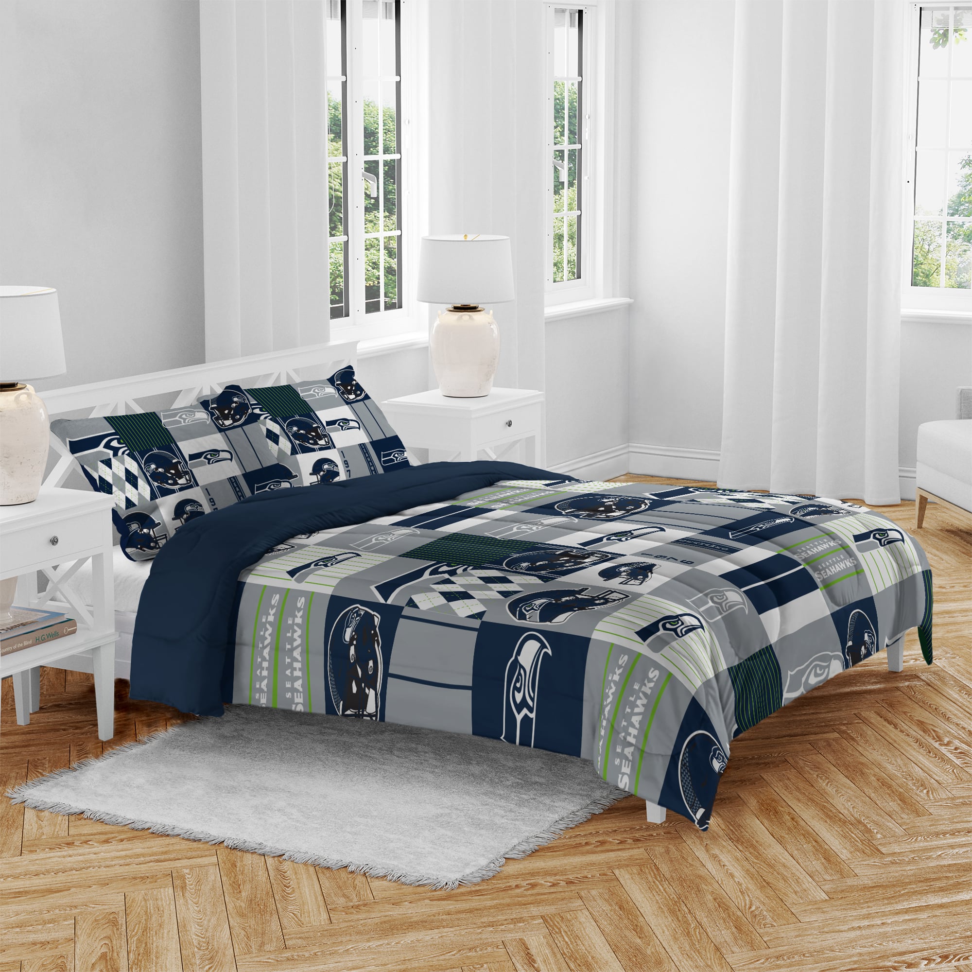 Pegasus Seattle Seahawks Patchwork Plaid Three-Piece Full/Queen Bed in a Bag Set