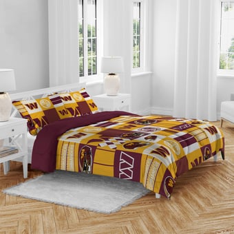 Pegasus Washington Commanders Patchwork Plaid Three-Piece Full/Queen Bed in a Bag Set