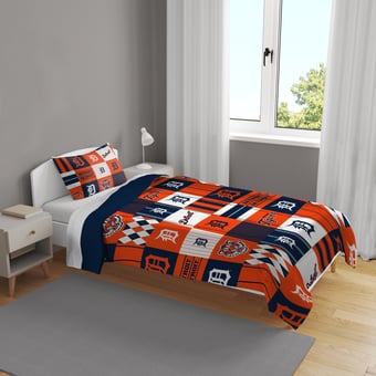 Pegasus Detroit Tigers Patchwork Plaid Two-Piece Twin/Twin XL Bed in a Bag Set