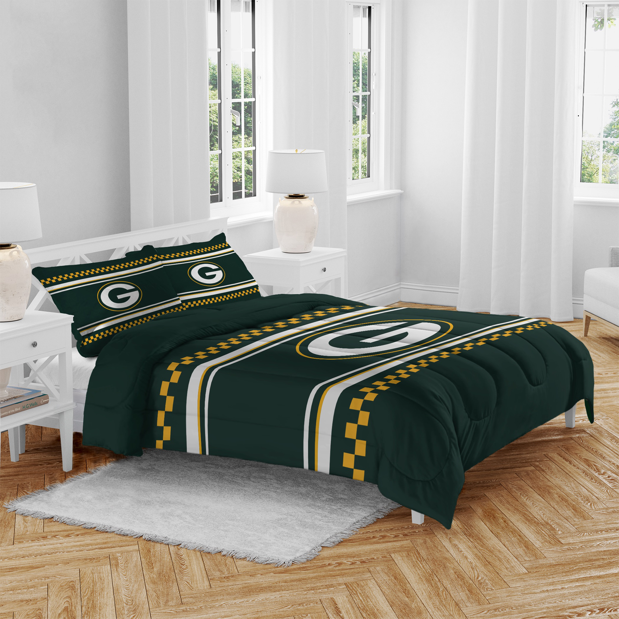 Pegasus Green Bay Packers Checkered Dash Three-Piece Full/Queen Bed in a Bag Set