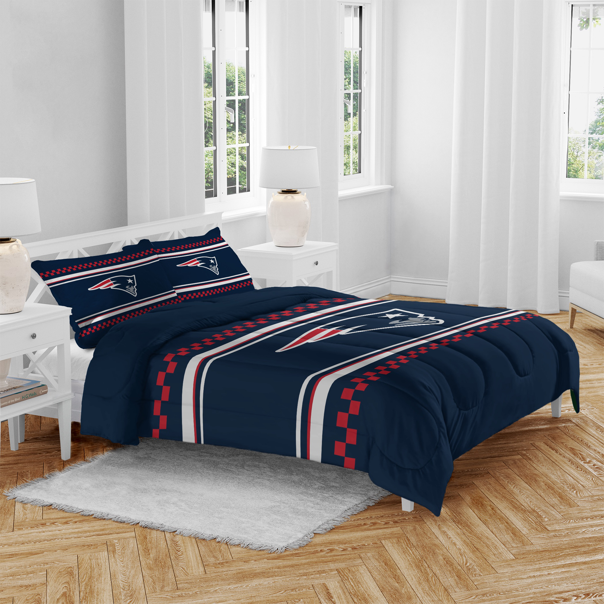 Pegasus New England Patriots Checkered Dash Three-Piece Full/Queen Bed in a Bag Set