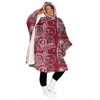 "Pegasus Alabama Crimson Tide Mashup 50"" x 70"" Bloncho Sherpa Fan Cape"