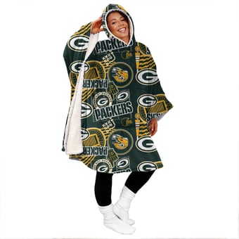 "Pegasus Green Bay Packers Mashup 50"" x 70"" Bloncho Sherpa Fan Cape"
