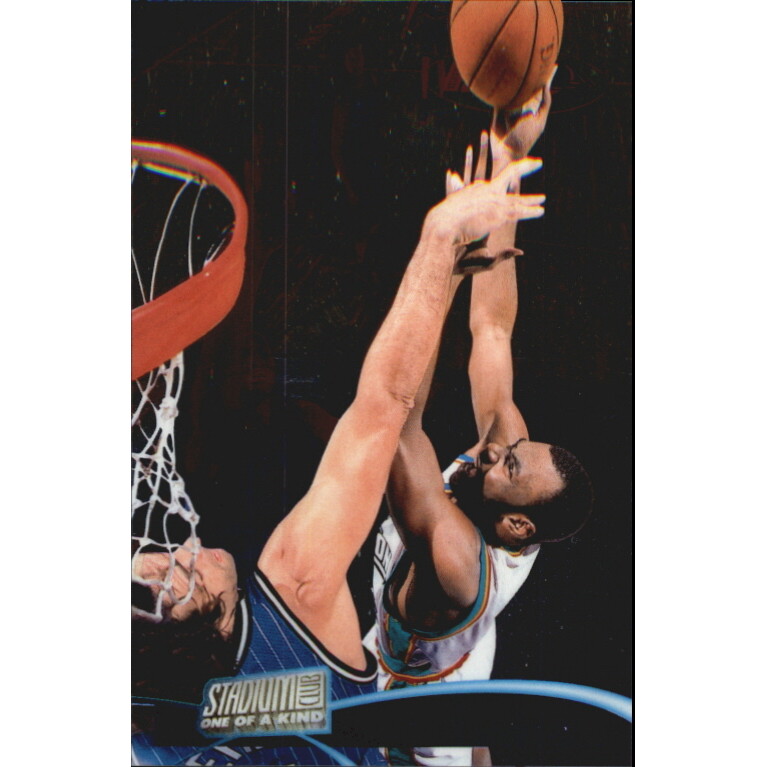 1997-98 Stadium Club One Of A Kind #116 Aaron McKie 1997-98 Stadium Club One Of A Kind #116 Aaron McKie