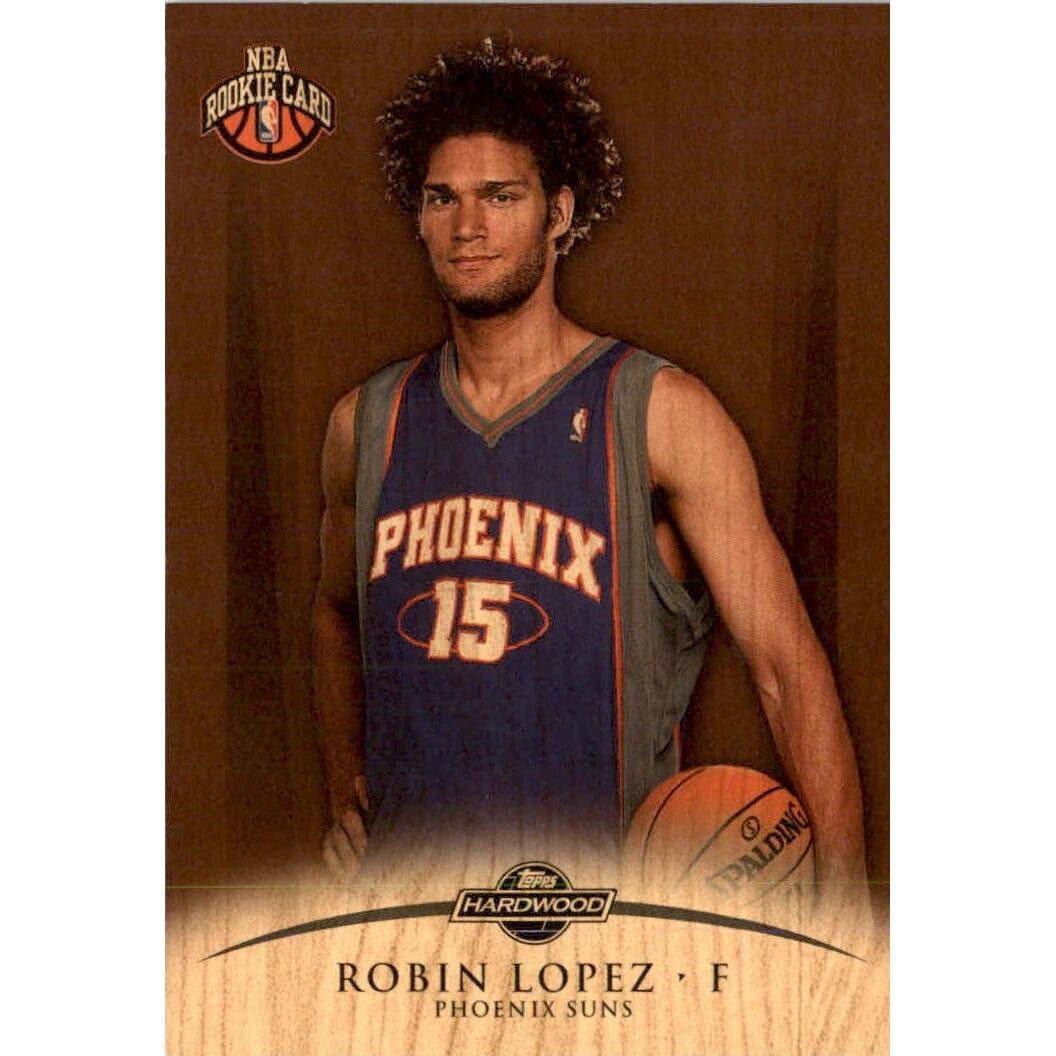 2008-09 Topps Hardwood Mahogany #115B Robin Lopez Posing. rookie card picture
