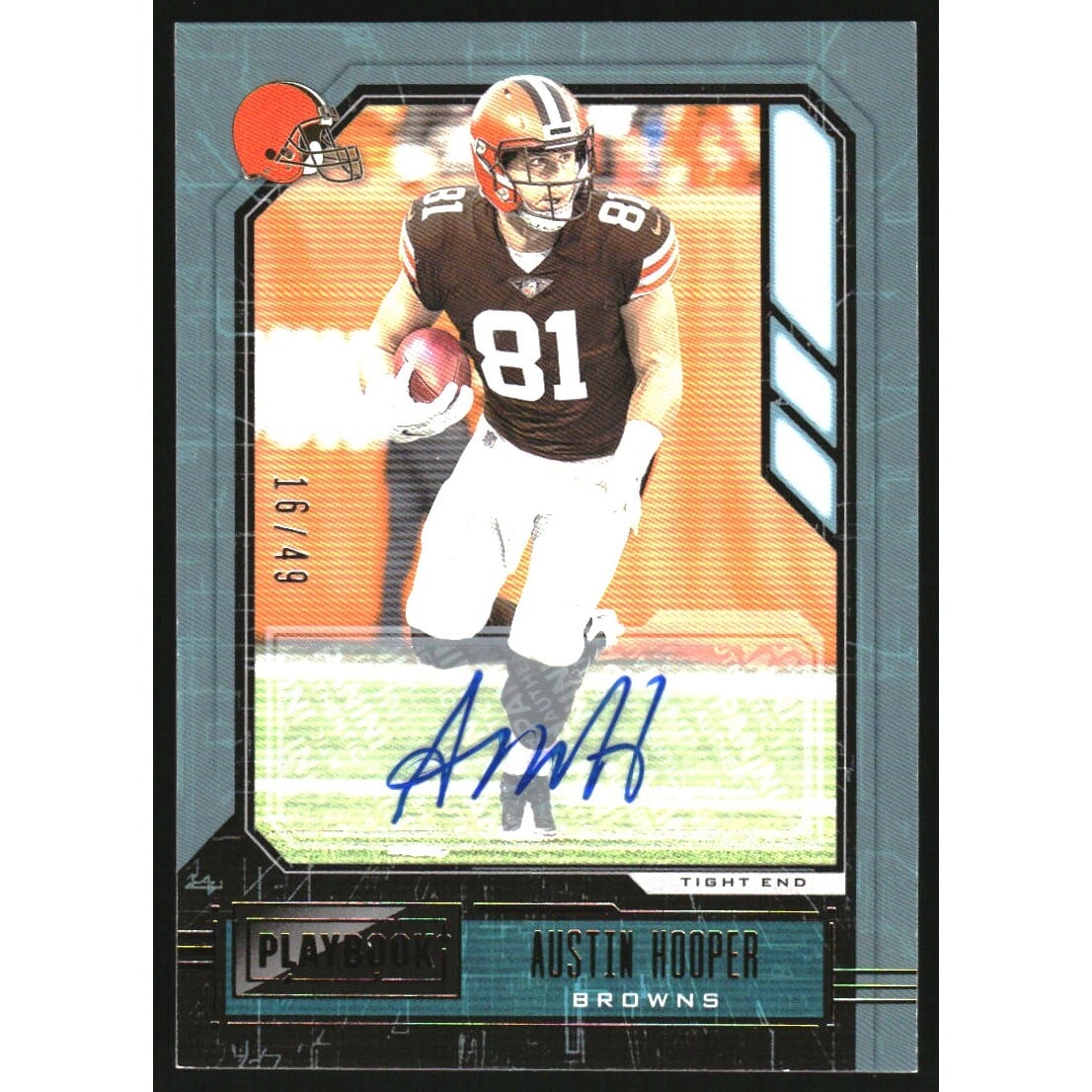 2020 Panini Playbook Signatures Gold #30 Austin Hooper/49. rookie card picture