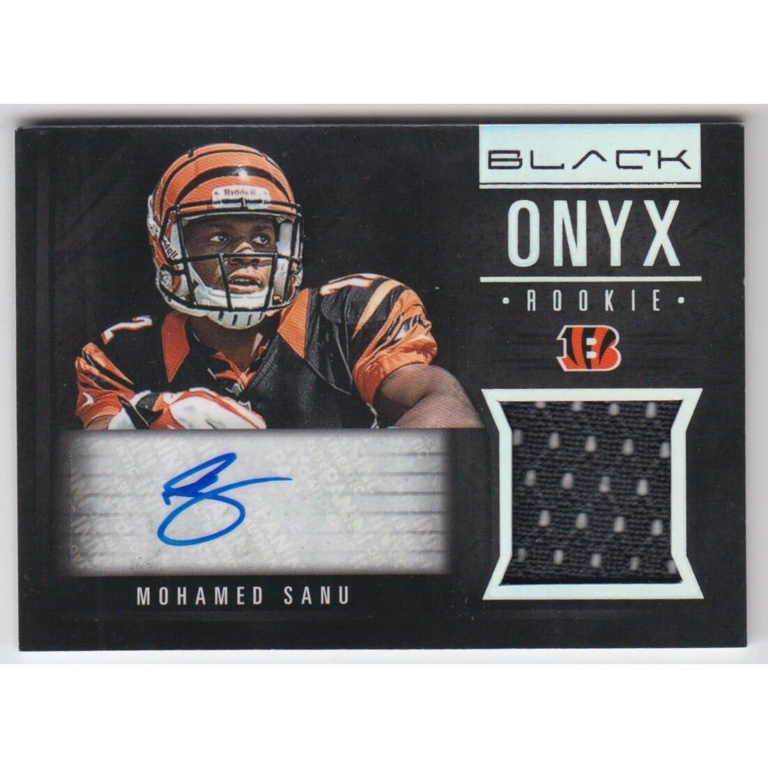 2012 Panini Black Onyx Rookie Materials Signatures #16 Mohamed Sanu. rookie card picture
