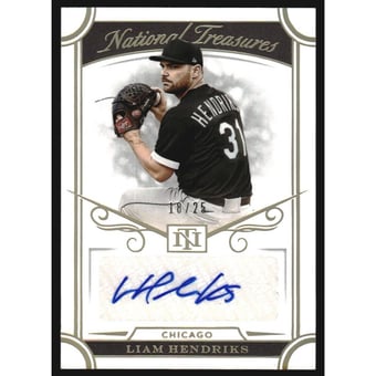 2021 Panini National Treasures Signatures Holo Gold #26 Liam Hendriks/25