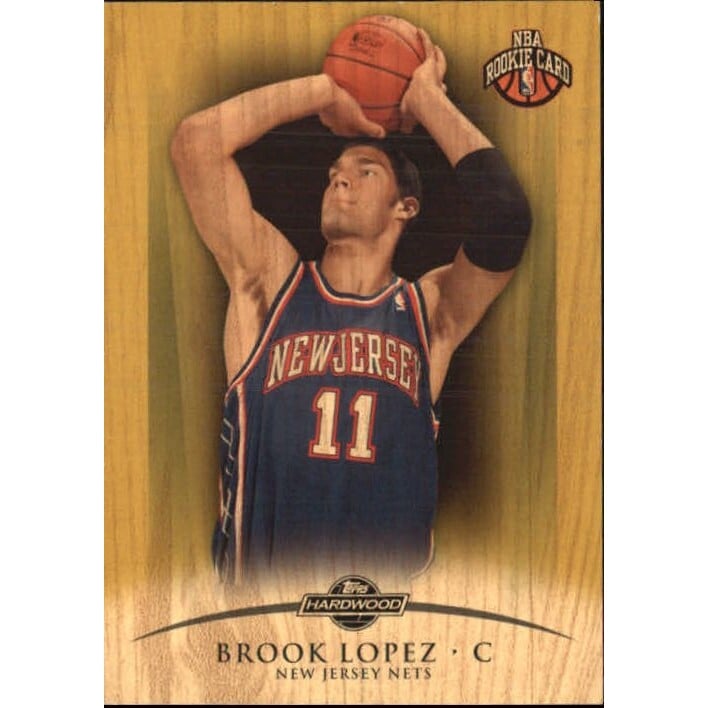 2008-09 Topps Hardwood Maple #110 Brook Lopez Shooting. rookie card picture