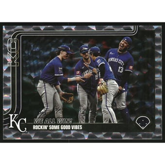 2025 Topps Silver Crackle Foil #436 We All Win!/Bobby Witt Jr/Salvador Perez/Michael Massey/Tyler Gentry