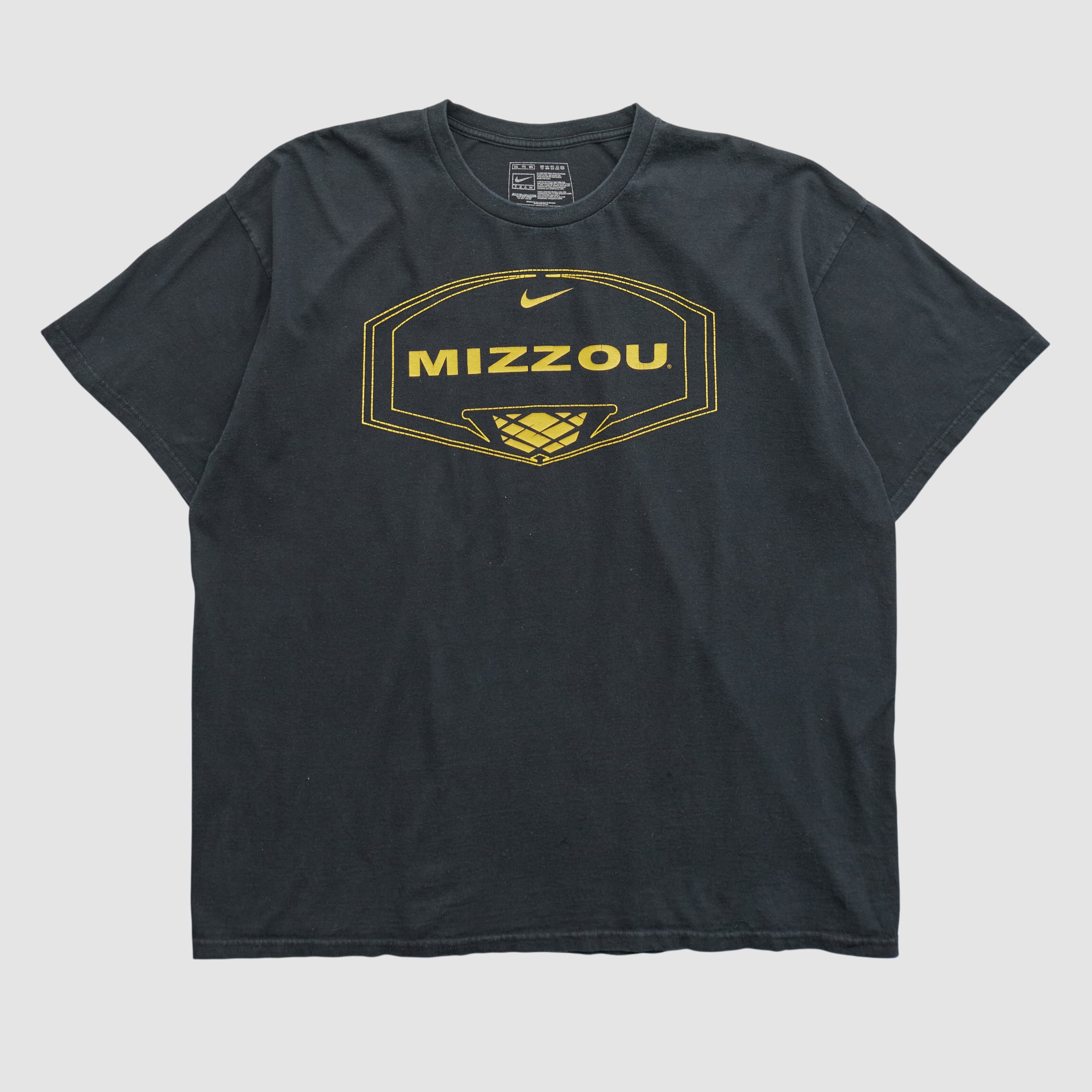 Missouri Tigers Nike 2010s T-shirt - Black - 3XL by Fanatics Real Vintage