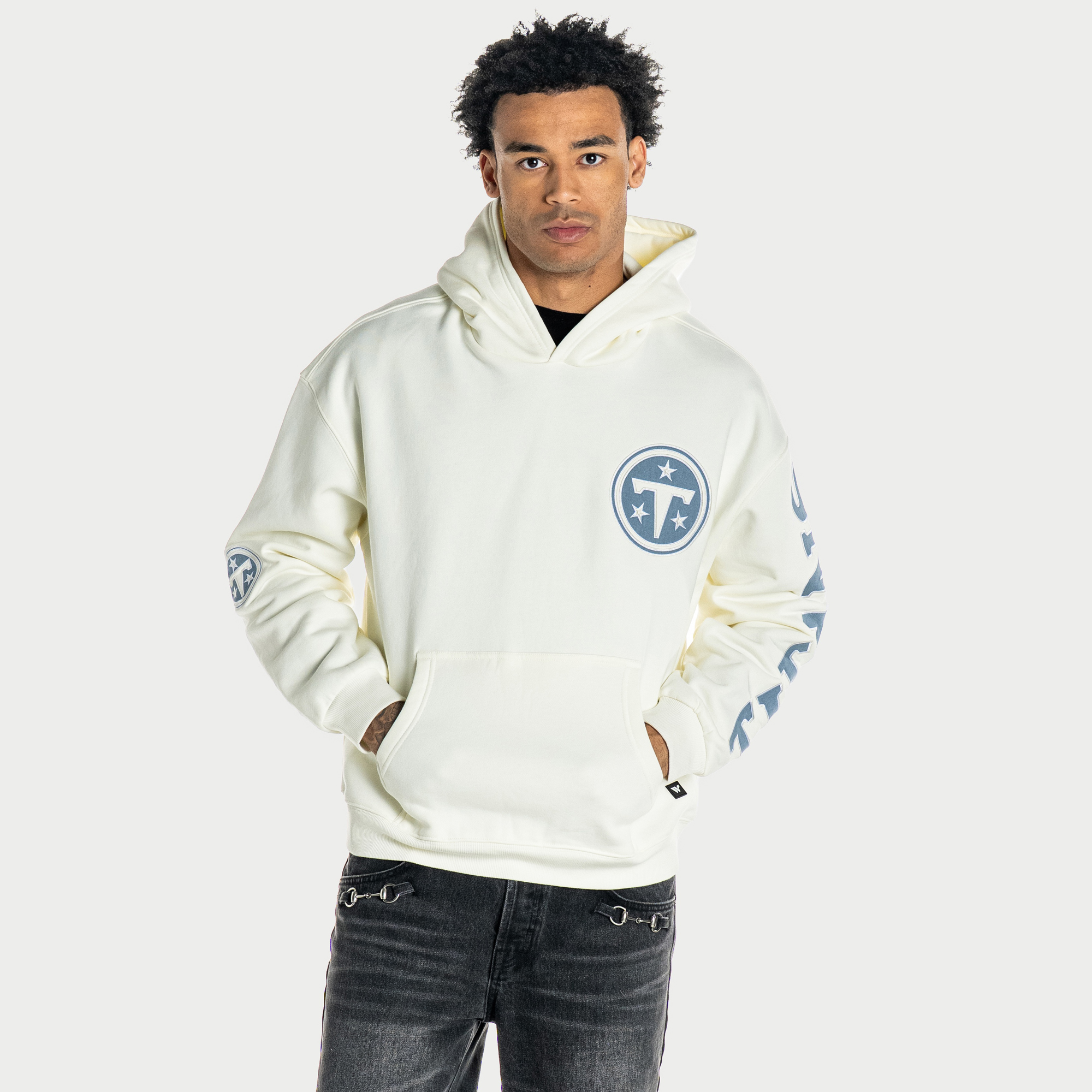 The Wild Collective Men's and Women's Cream Tennessee Titans Oversized Hoodie - Cream
