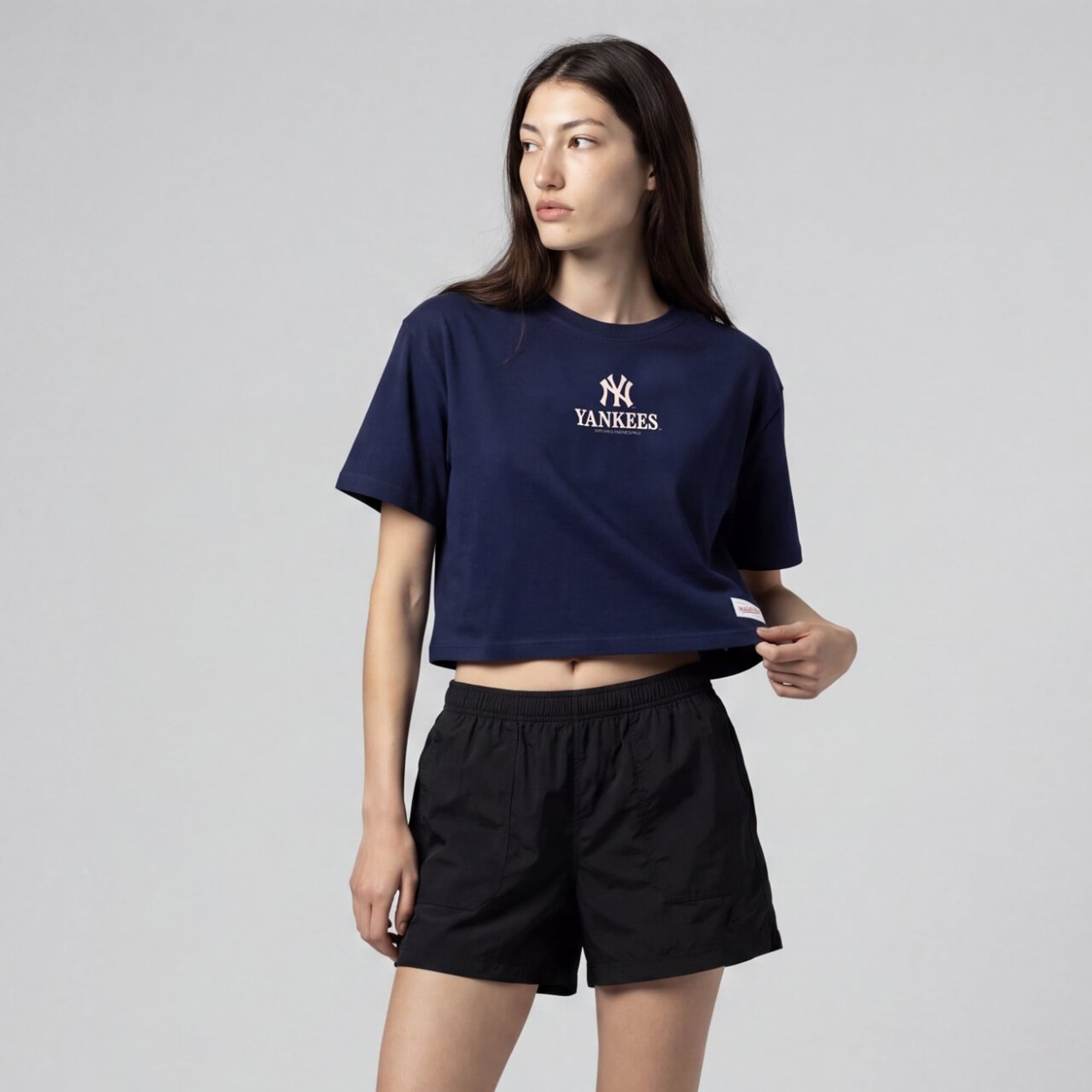 Women's Mitchell & Ness Navy New York Yankees Core Essentials Boxy Crop T-Shirt