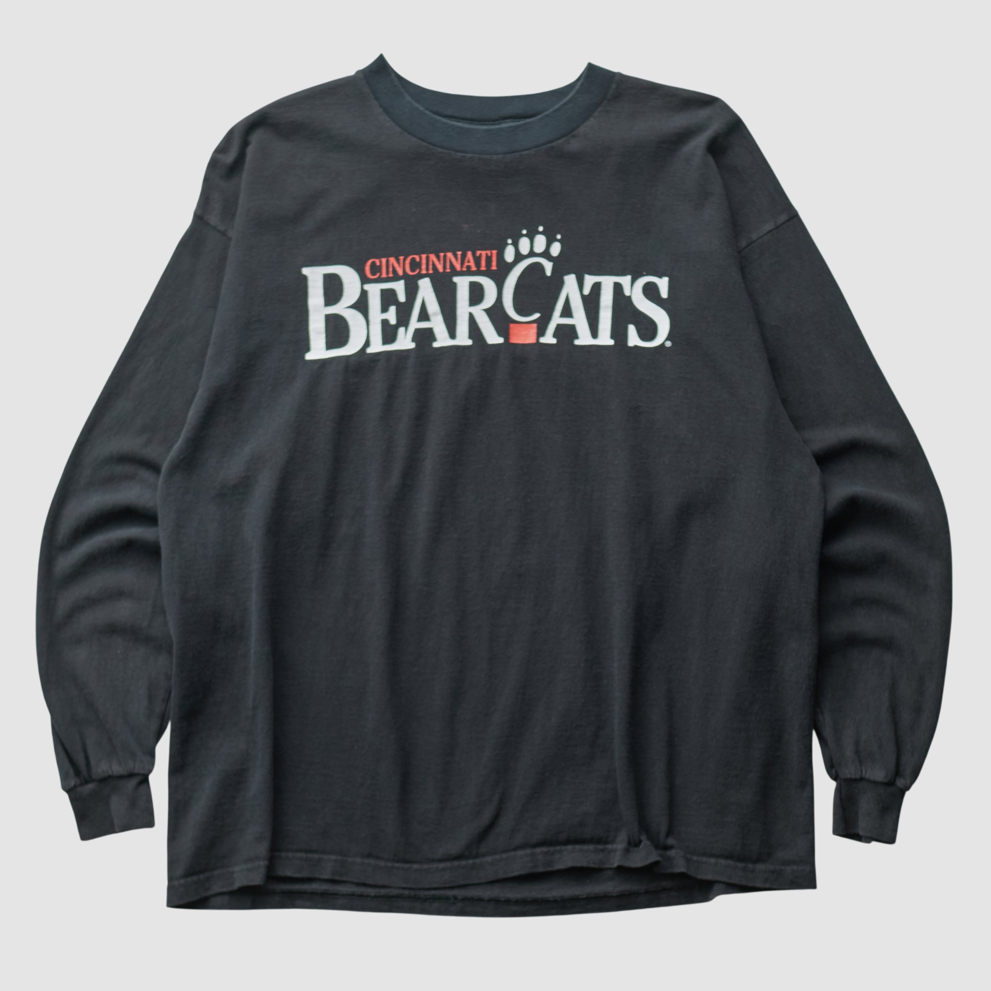 Cincinnati Bearcats Delta 2000s Long Sleeve T-shirt - Black - M by Fanatics Real Vintage