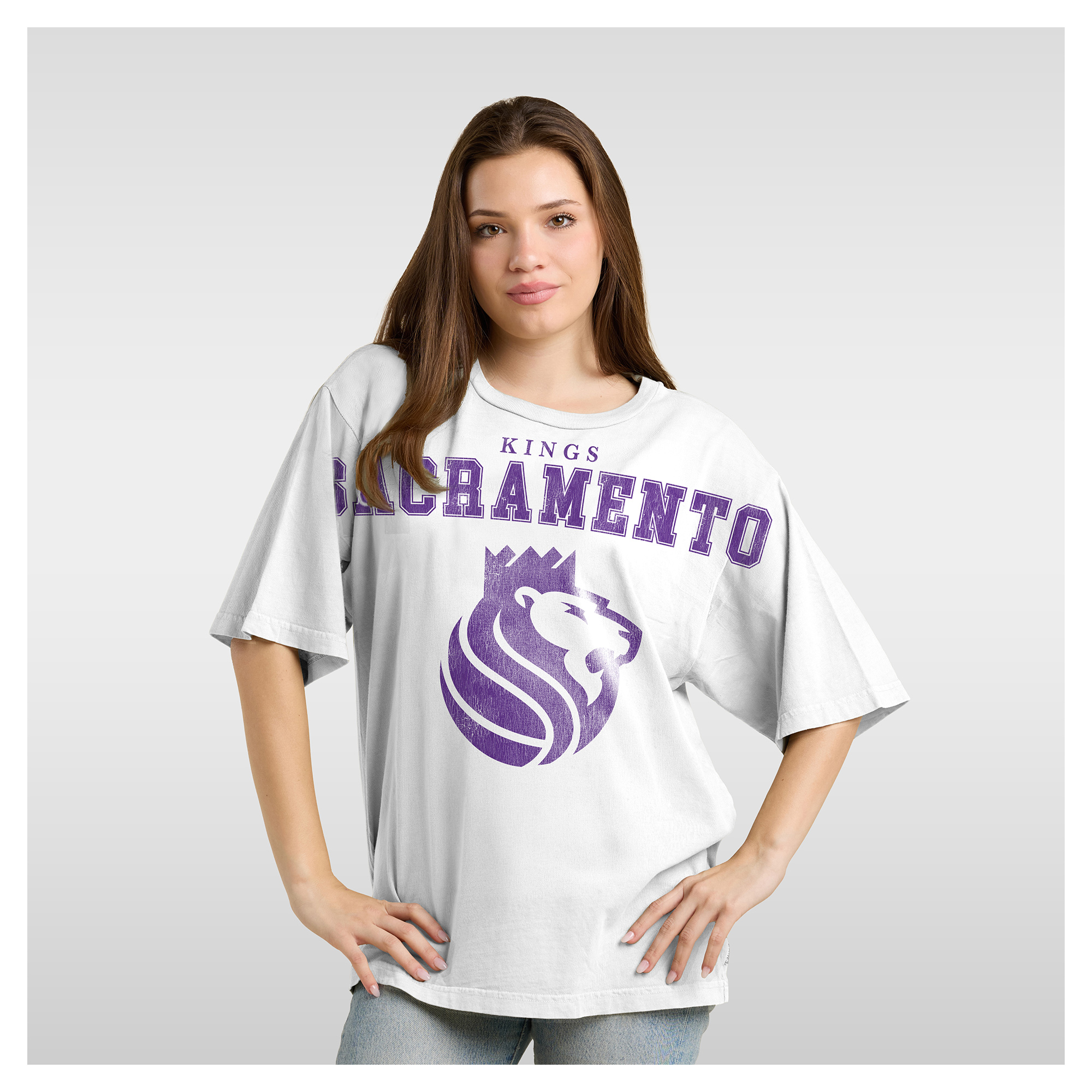 Women's Fanatics  White Sacramento Kings Spirit Relaxed Jersey T-Shirt