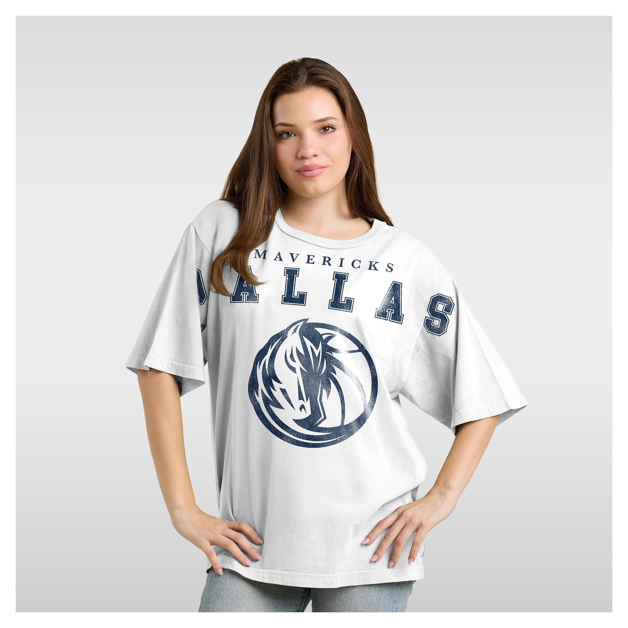 Women's Fanatics  White Dallas Mavericks Spirit Relaxed Jersey T-Shirt