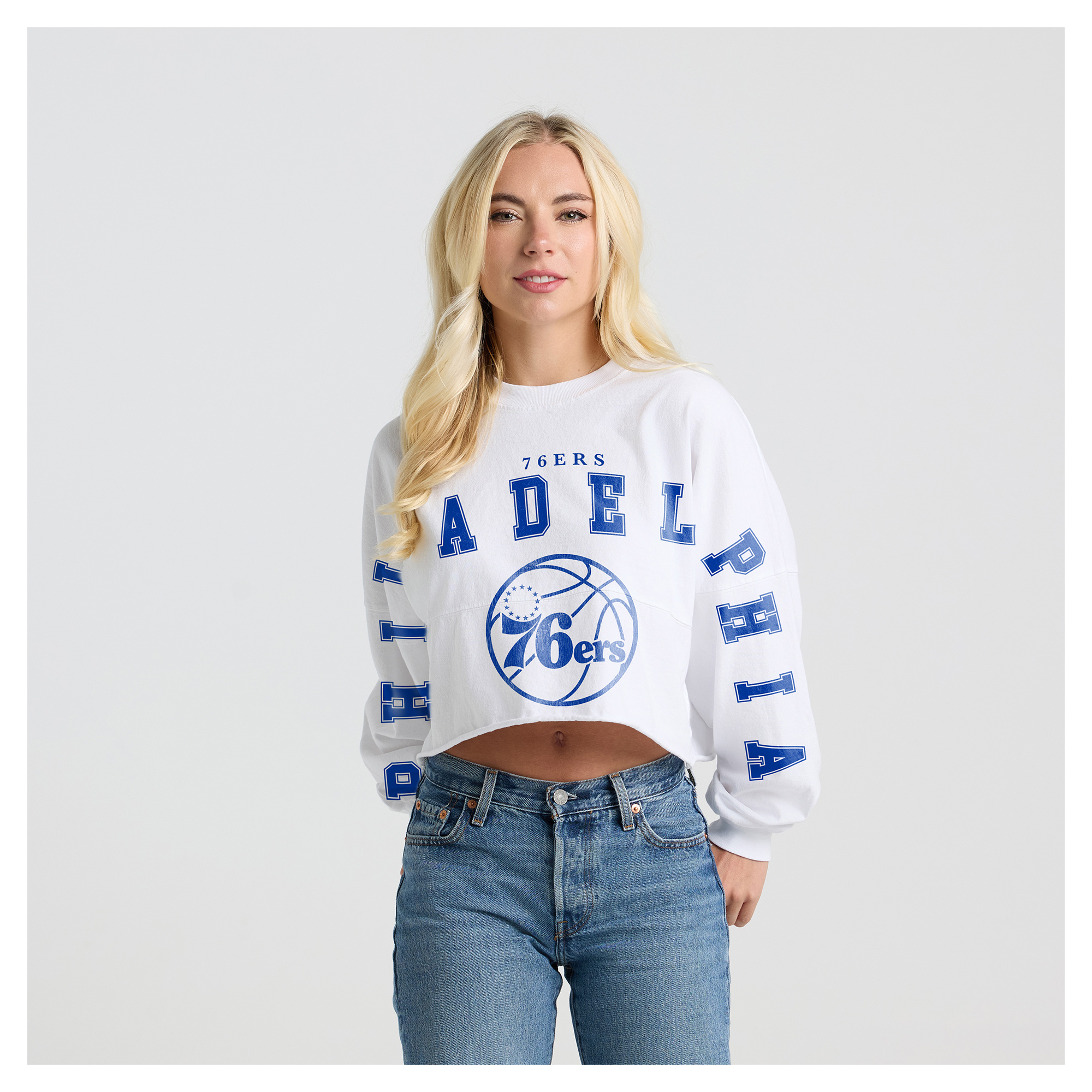 Women's Fanatics White Philadelphia 76ers Spirit Jersey Cropped Long Sleeve T-Shirt