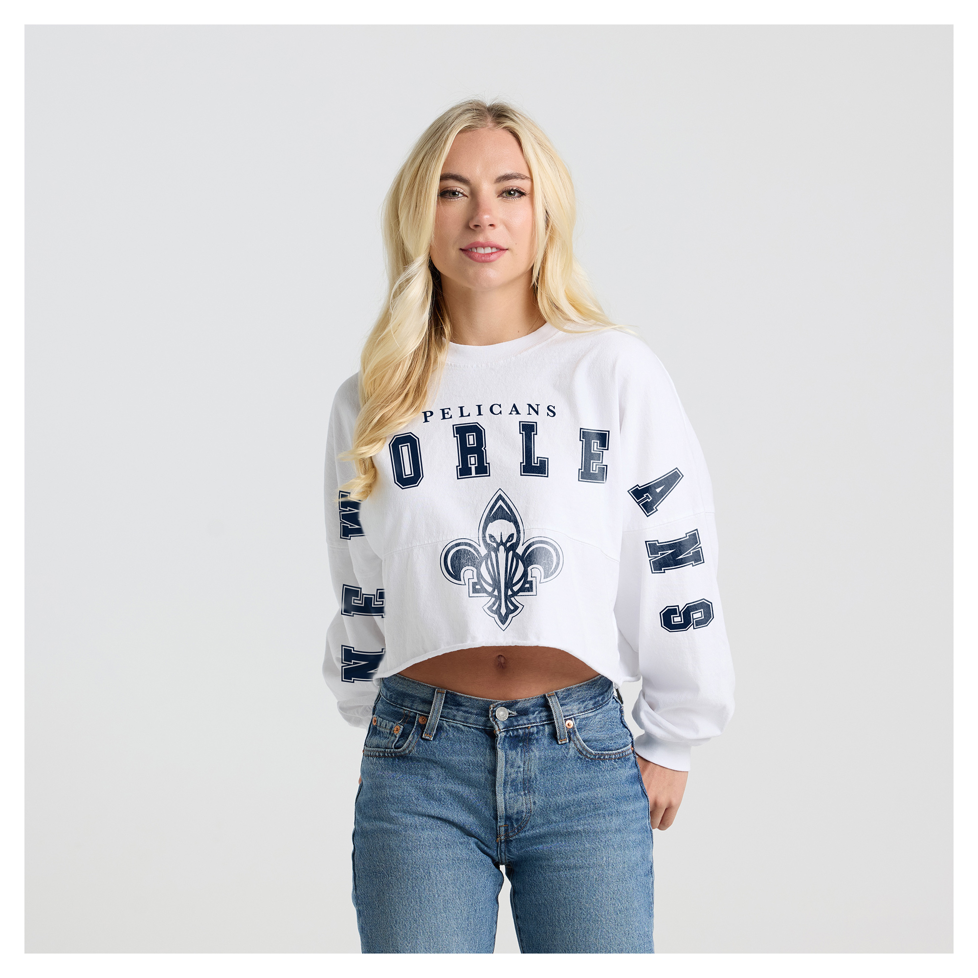 Women's Fanatics White New Orleans Pelicans Spirit Jersey Cropped Long Sleeve T-Shirt
