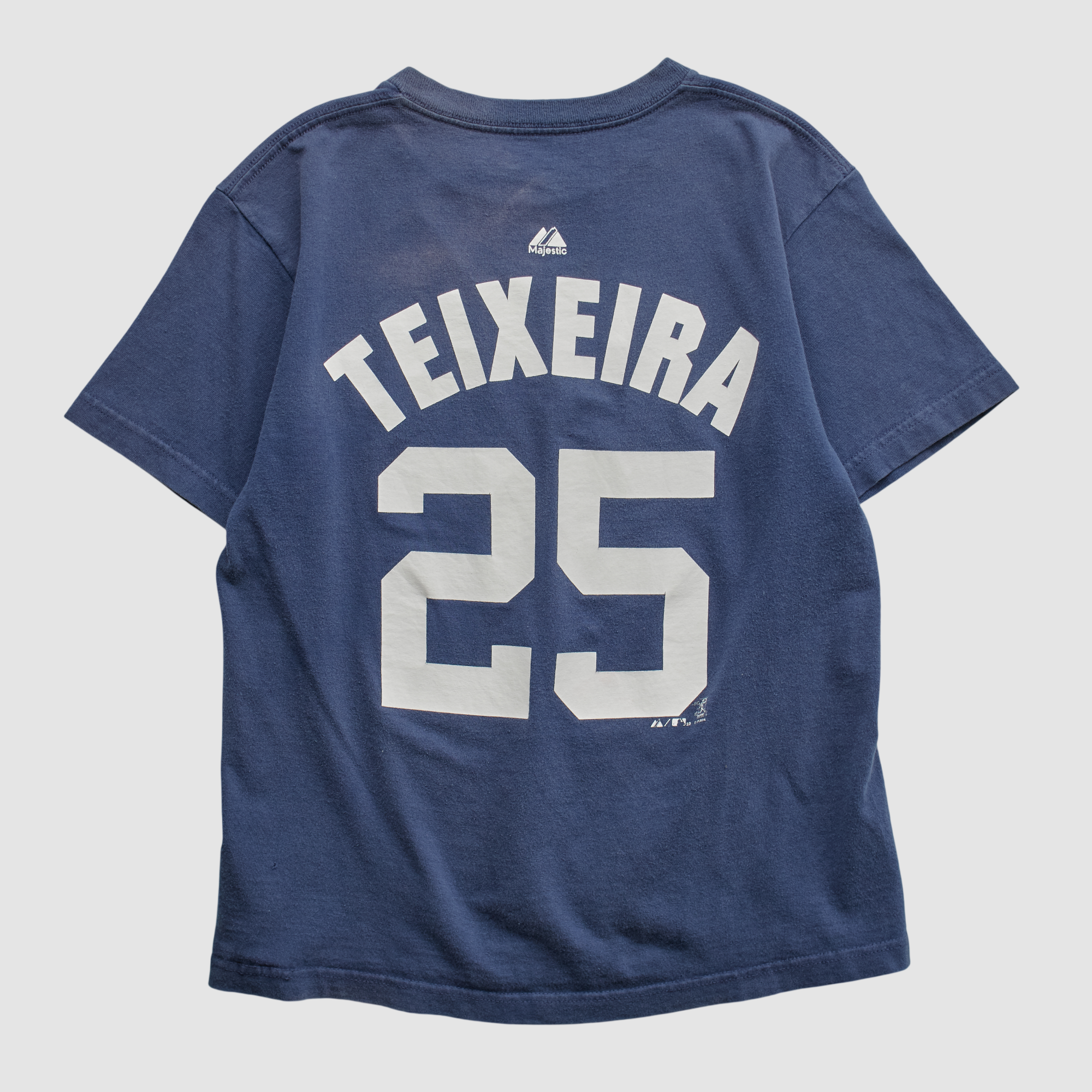 New York Yankees Majestic 2010 T-shirt – Navy – XS by Fanatics Real Vintage New York Yankees Majestic 2010 T-shirt – Navy – XS by Fanatics Real Vintage