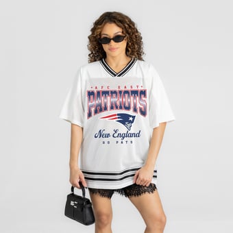 Women's Gameday Couture White New England Patriots  Squad Mentality V-Neck Sports Mesh Fashion Jersey