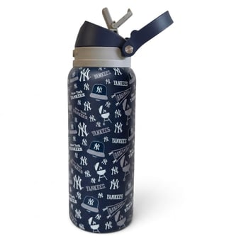 Pegasus New York Yankees 32oz. Game Day Pennant Stainless Steel ProPress Water Bottle