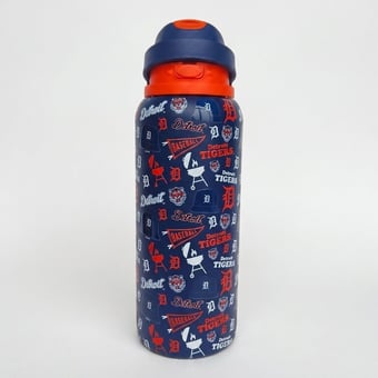 Pegasus Detroit Tigers 32oz. Game Day Pennant Stainless Steel ProPress Water Bottle