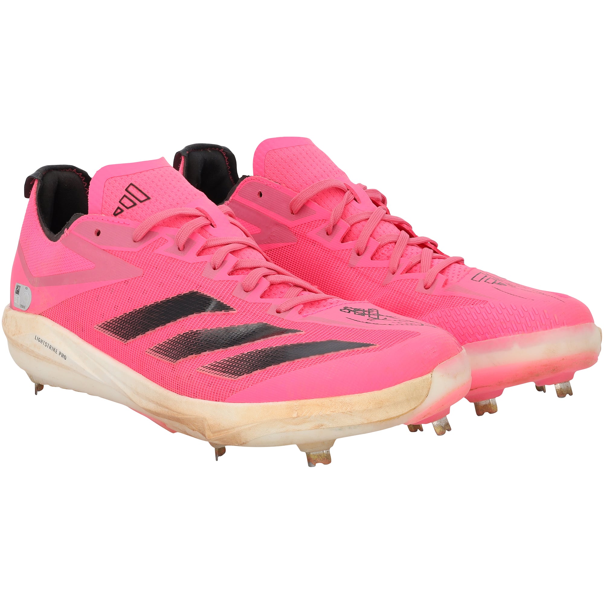 Scarpe da gioco Adidas rosa autografate da Jackson Holliday dei Baltimore Orioles, indossate contro i Los Angeles Angels l' 11 maggio 2025.