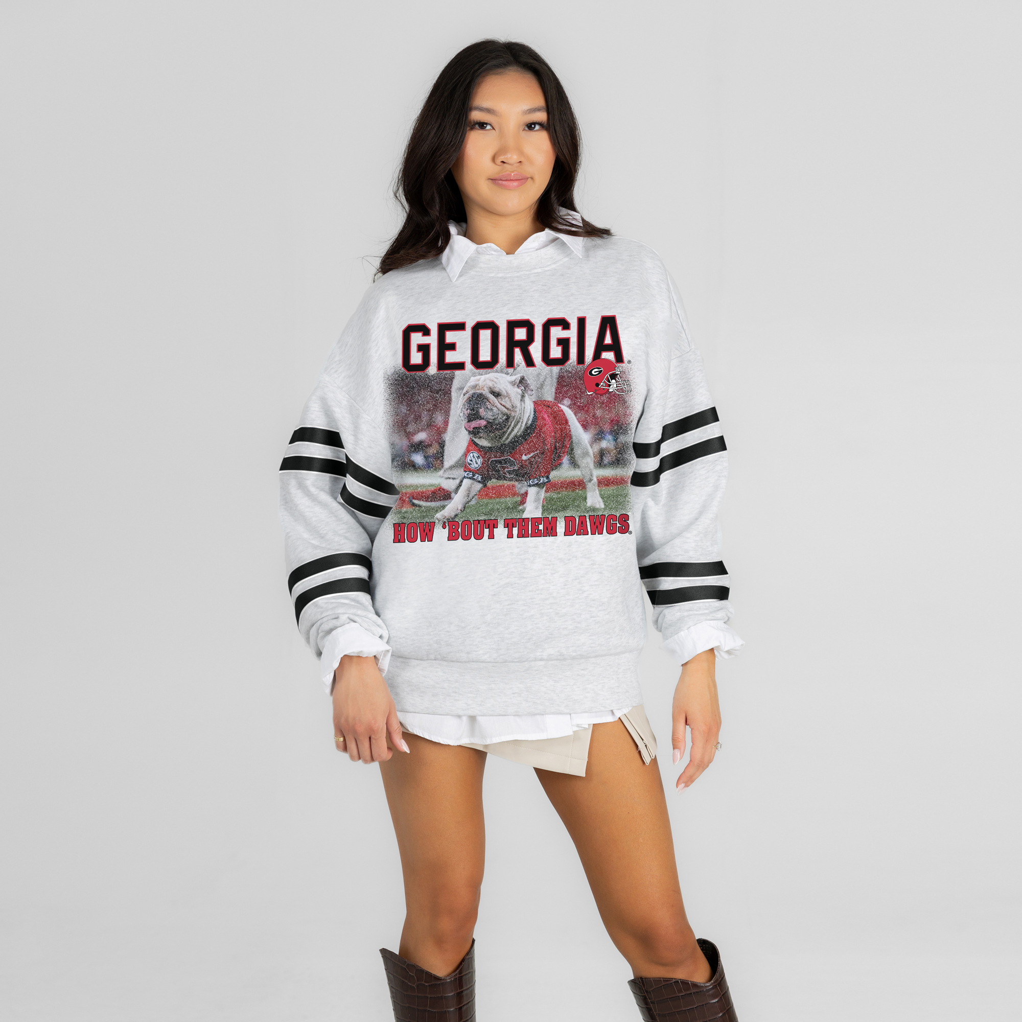 Women’s Gameday Couture Ash Georgia Bulldogs Off the Grid Oversized Fleece Sweatshirt Women’s Gameday Couture Ash Georgia Bulldogs Off the Grid Oversized Fleece Sweatshirt