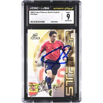 Raúl González Spain National Team Autographed 2003 Futera Platinum World Football #16 CGC Authenticated 9/10 Card