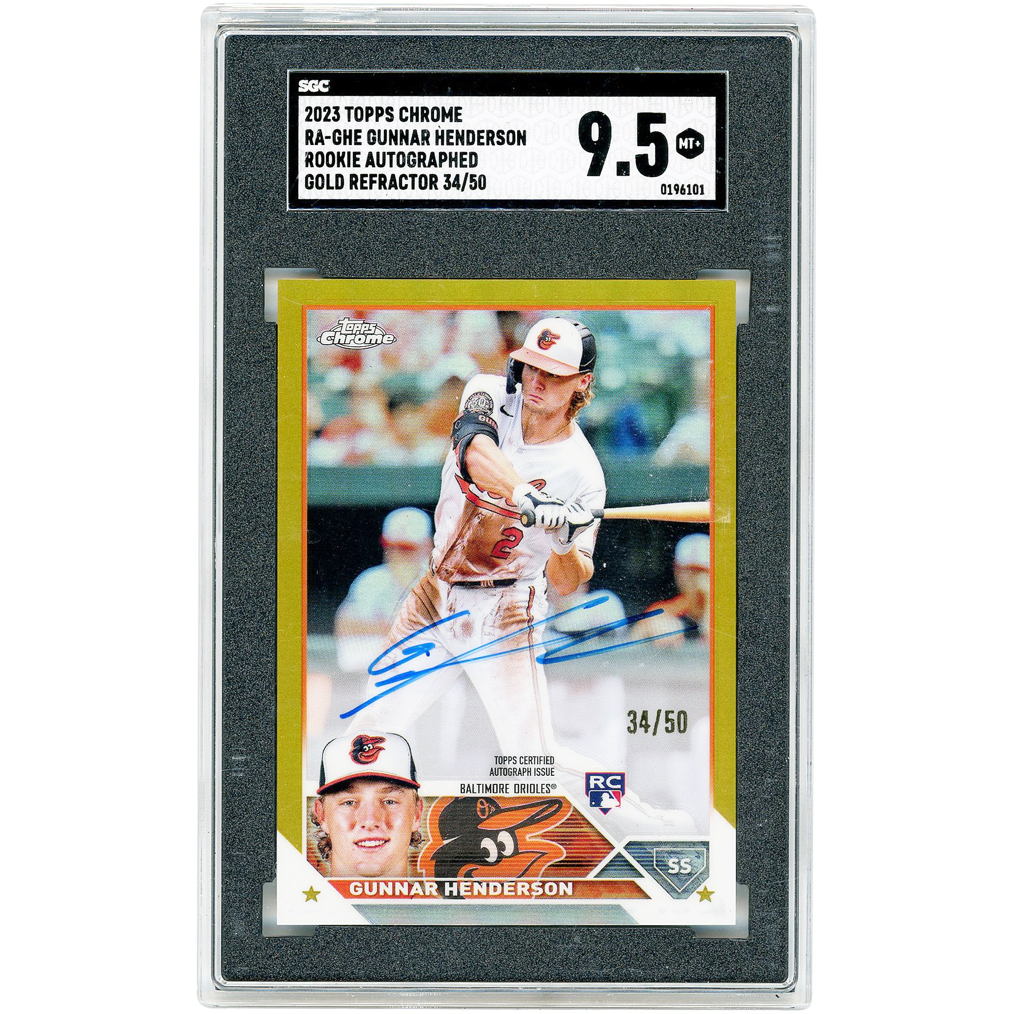 Carta da rookie autografata di Gunnar Henderson dei Baltimore Orioles, edizione 2023 Topps Chrome Gold Refractor #RA-GHE #34/50, autenticata da SGC, con valutazione 9.5.