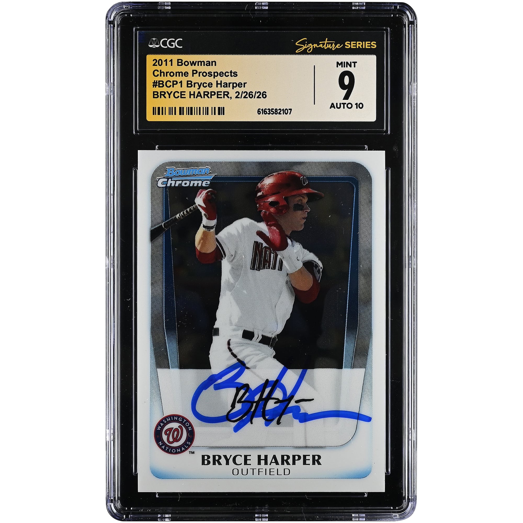 Carta autografata di Bryce Harper dei Washington Nationals, edizione 2011 Bowman Chrome Prospects #BCP1, autenticata da CGC, valutazione 9/10.