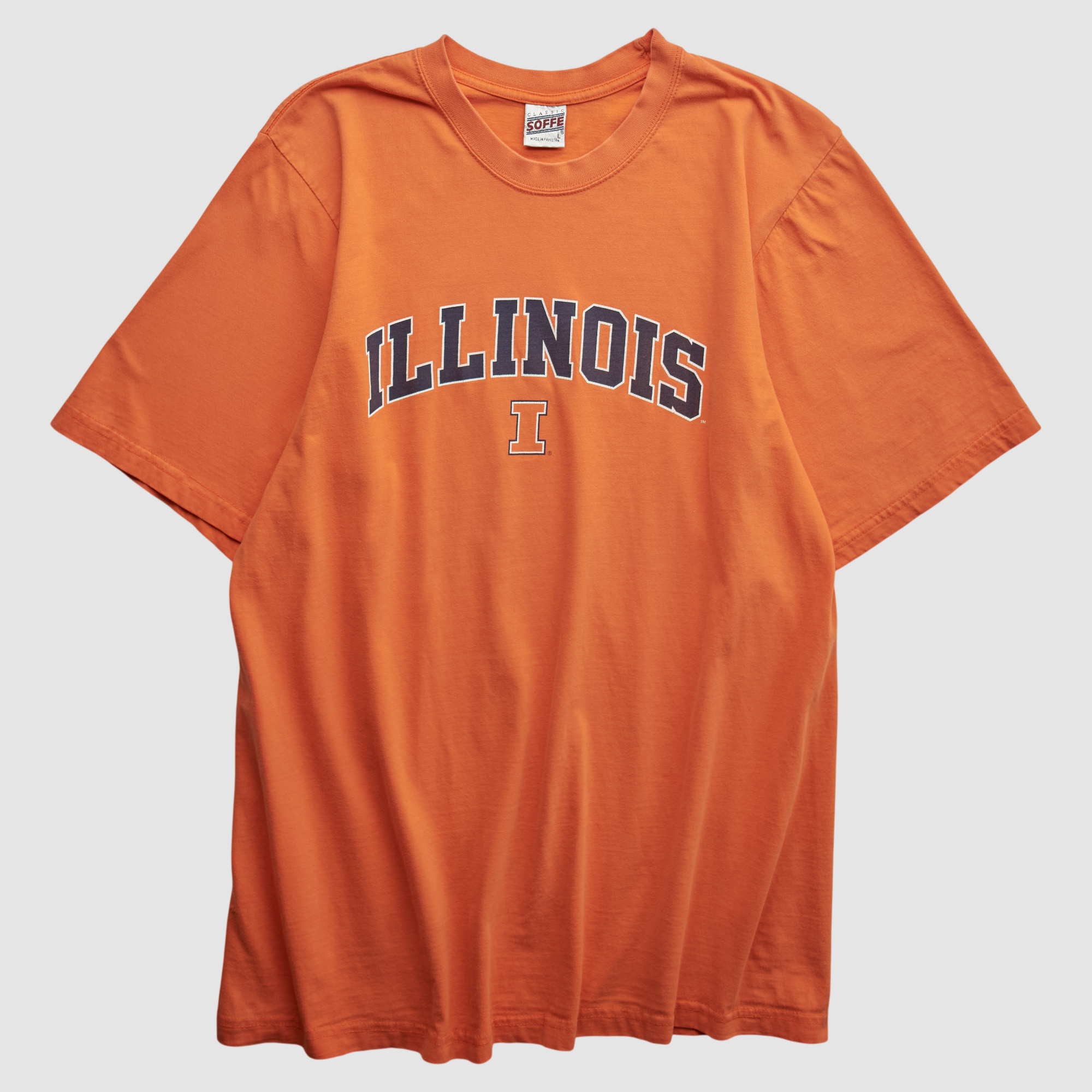Illinois Fighting Illini Soffe 2000s T-shirt – Orange – M by Fanatics Real Vintage Illinois Fighting Illini Soffe 2000s T-shirt – Orange – M by Fanatics Real Vintage
