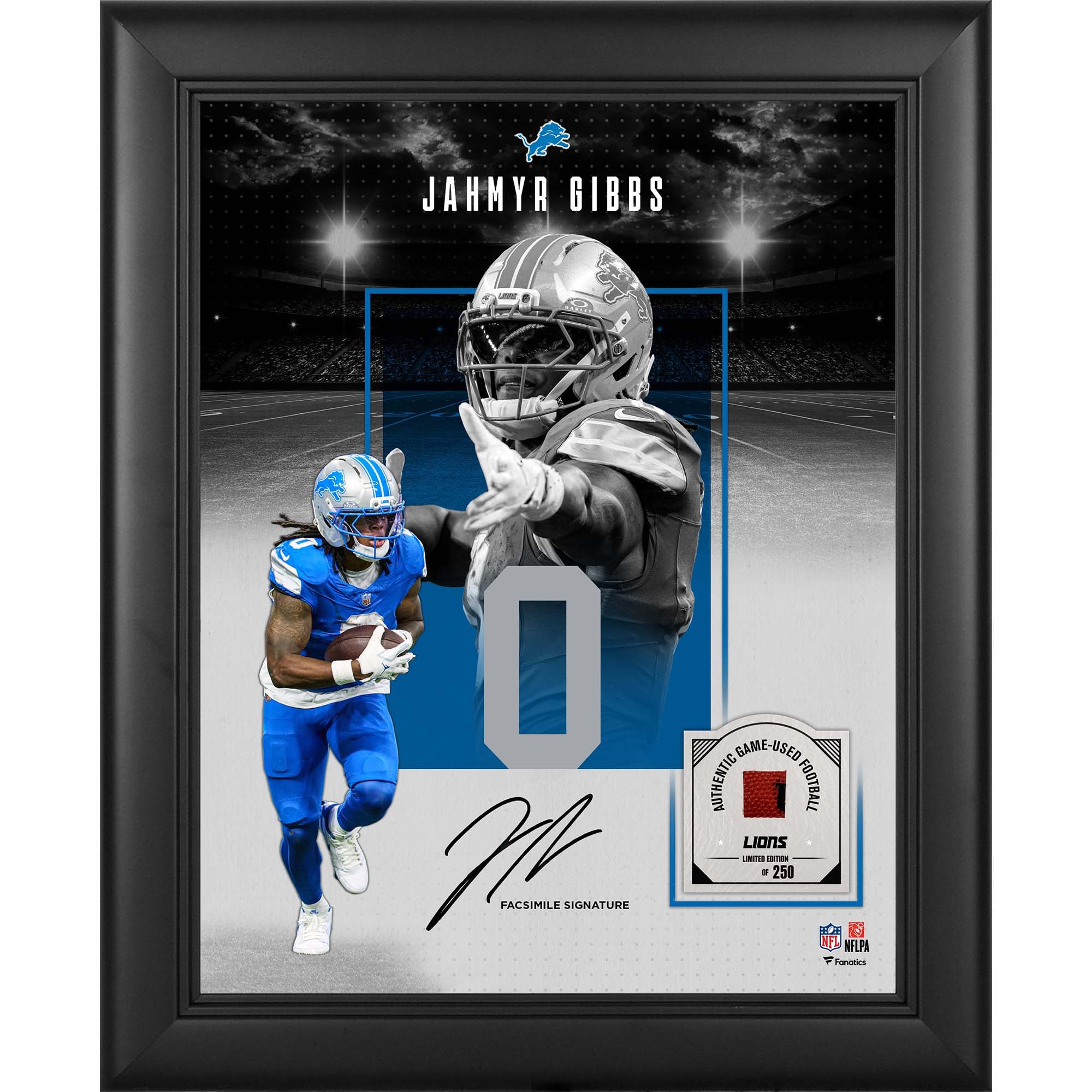 Jahmyr Gibbs Detroit Lions, autografo riprodotto incorniciato, formato 11" x 14", con un pezzo di pallone da gioco - Edizione limitata a 250 esemplari.