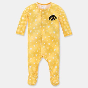 Newborn & Infant ZooZatz Gold Iowa Hawkeyes Hearts Magnetic Closure Sleeper