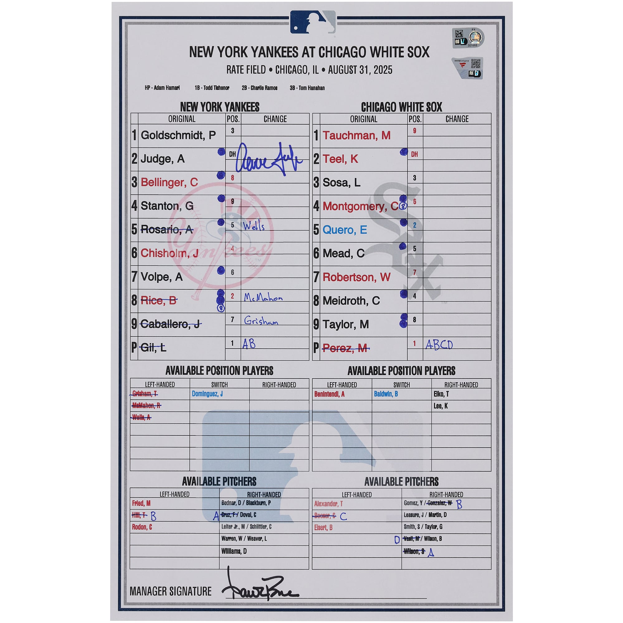 Aaron Judge, New York Yankees, ha autografato la formazione utilizzata durante la partita contro i Chicago White Sox del 31 agosto 2025.